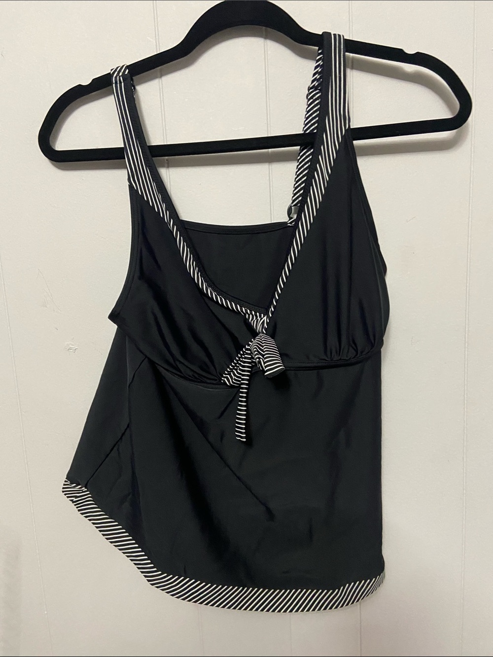Lascana  for Venus Black Striped-Trim Swim Top only. Size 14